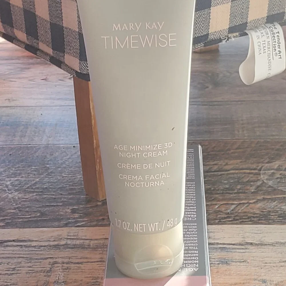 TimeWise Age Minimize 3D Night Cream - Normal to Dry